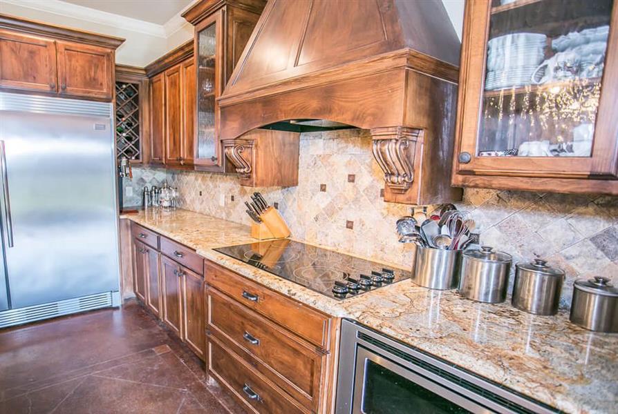 Đá Granite Siena Bordeaux